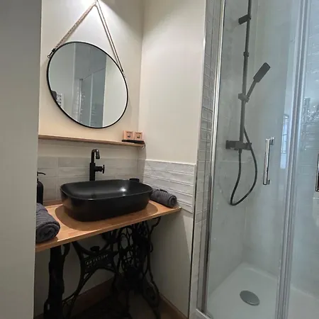 L Oustalet Apartment *
